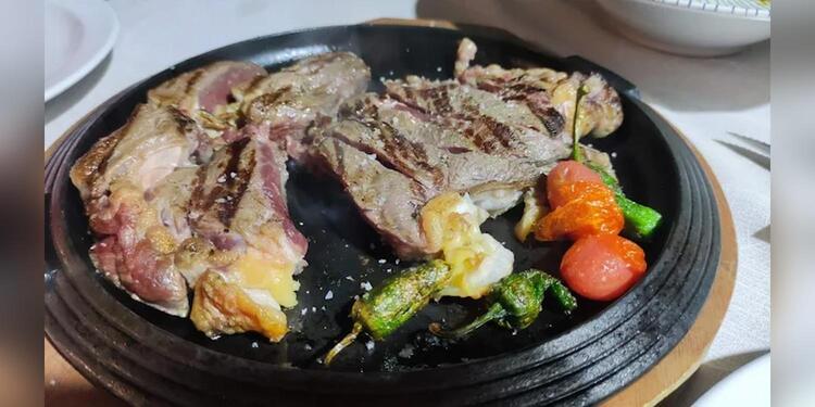 La Estancia Parrilla, restaurant