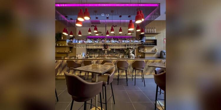 NYX Sky Rooftop Terrace, bar