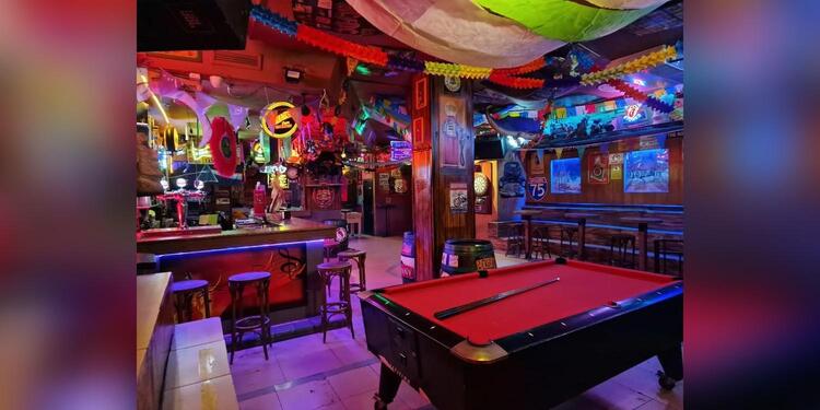 MADRIZ MADRID Rock Bar., bar