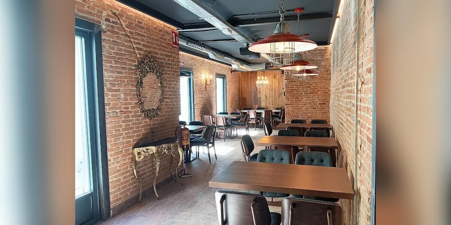 No me llames Dolores, restaurant