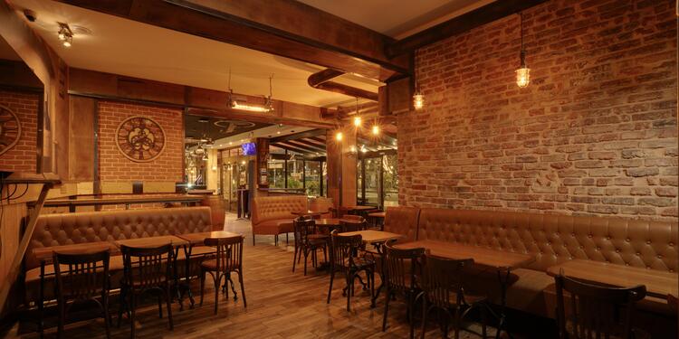 Café Porte Montmartre, bar