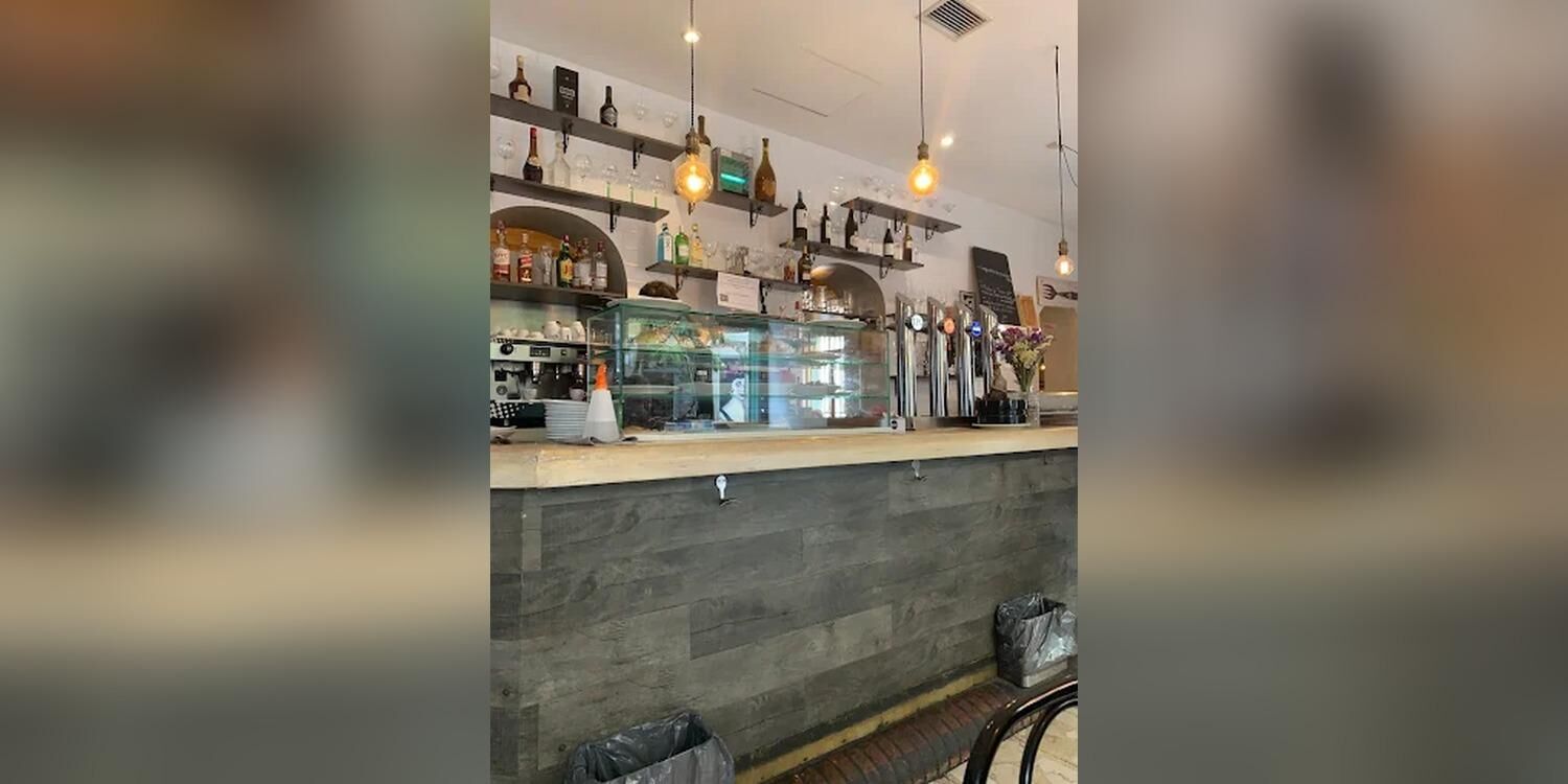 Santa Isabel Bar, bar