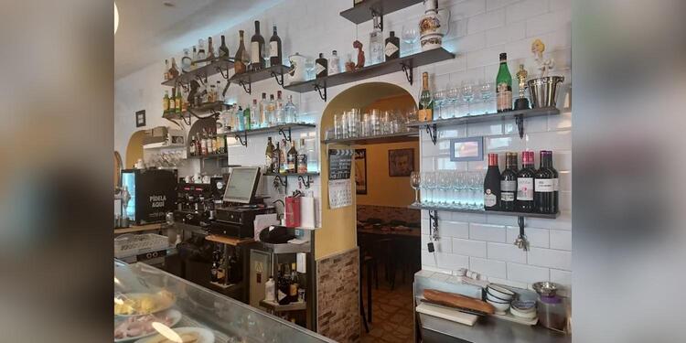 Santa Isabel Bar, bar