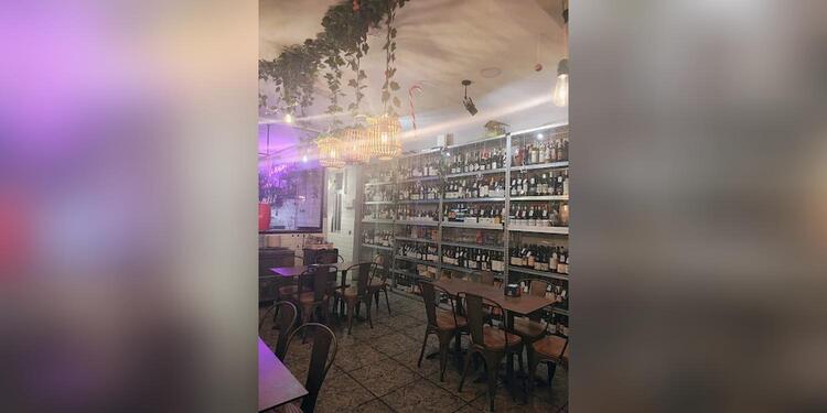 La Moñoña, bar