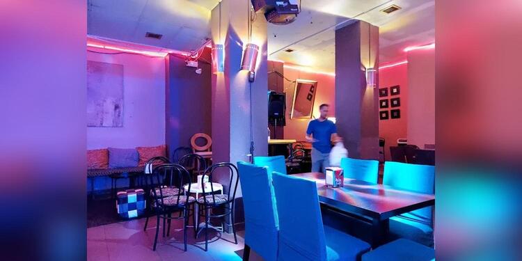 Freedom Discoteca/Karaoke, bar