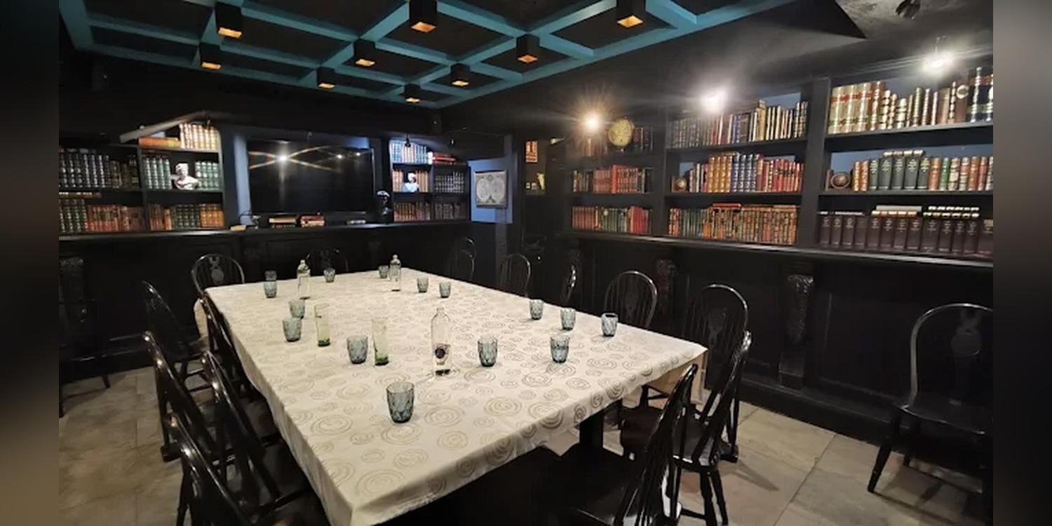 QUEENS lounge club & restaurante, bar