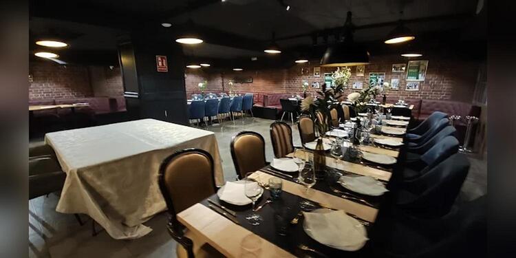 QUEENS lounge club & restaurante, bar