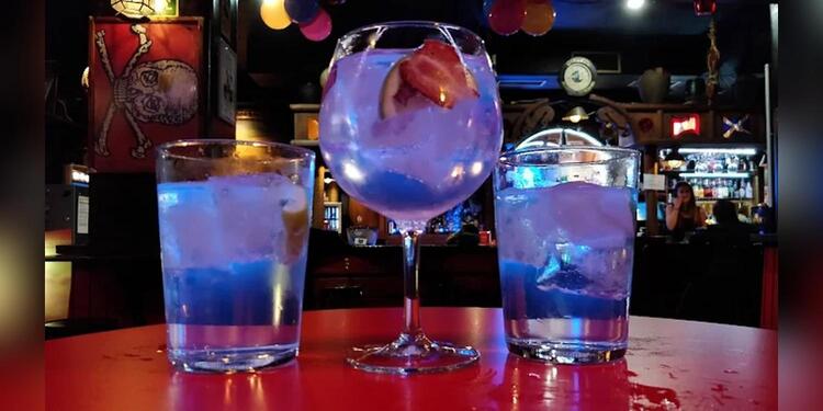 Pub "El Galeón", bar