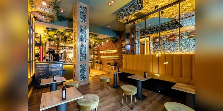 La Patente #5974, bar