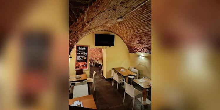 La Paradita Tapas Bar, bar