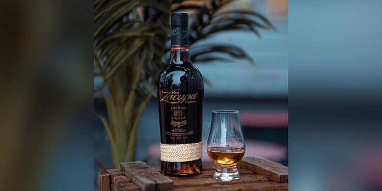 V and B Bègles, bar