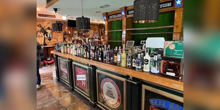 Bar Tommy Wallace Pub, bar