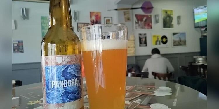 Rai Cervecería Punk / Rock, bar