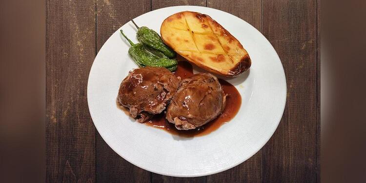 Restaurante La Cena de los Locos, restaurant