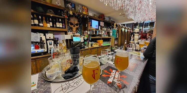 ROCK TAVERN FAROLES, restaurant