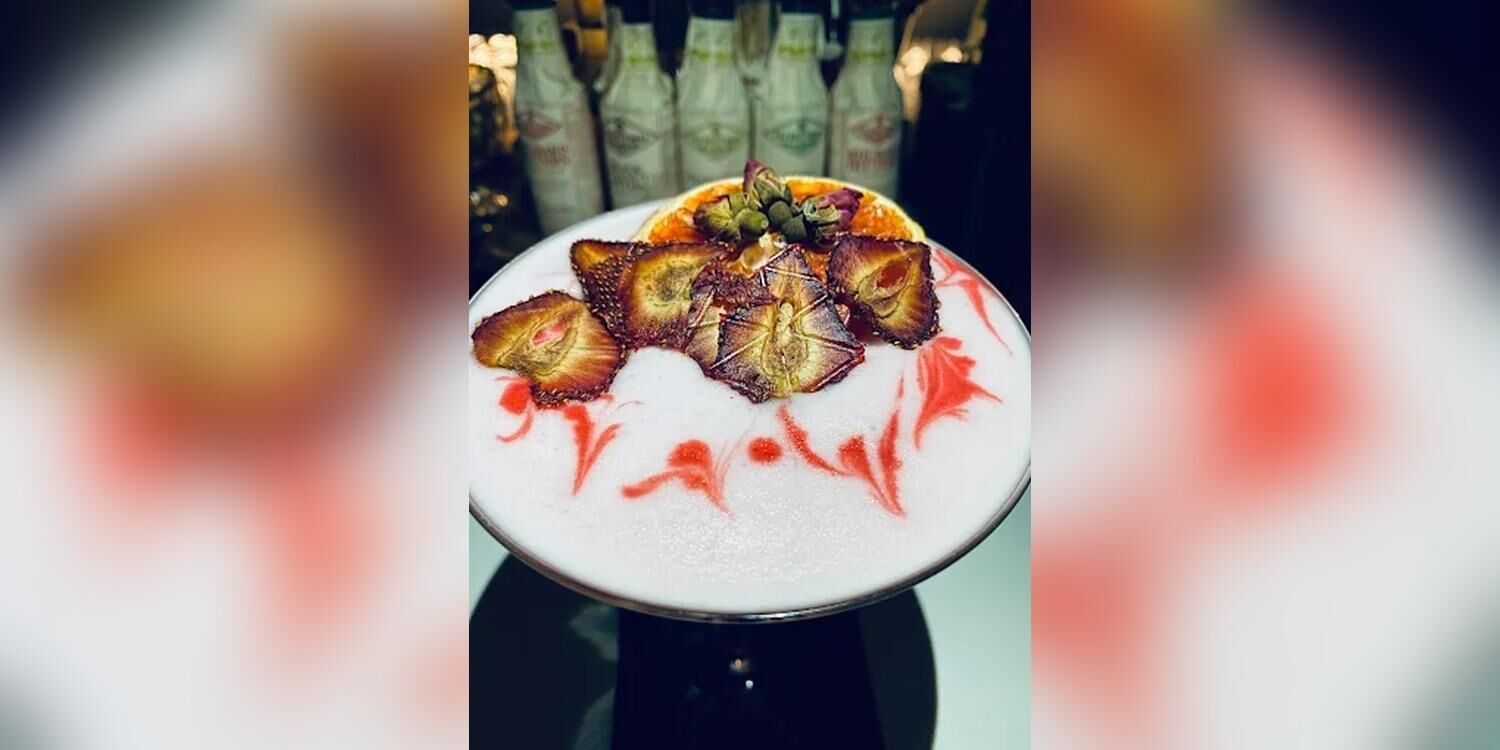 Hookah Base - Shisha Lounge & Cocktails Bar, bar