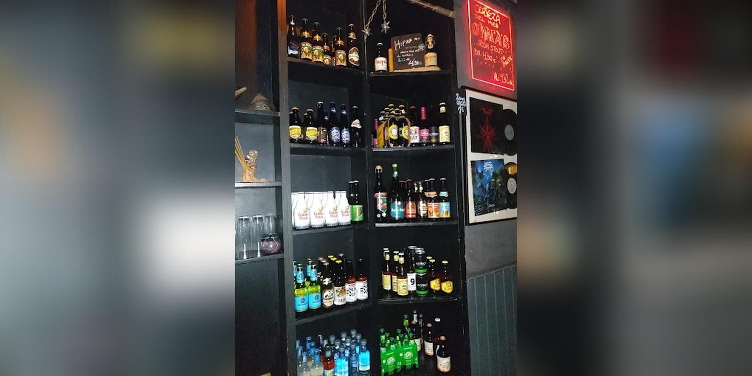 Cervecería Velardes, bar