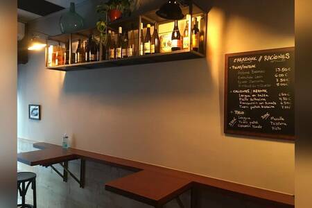 Taska Beltz | Vinos, Rock y Cazuelitas, Bar Bilbao Zazpikaleak #0