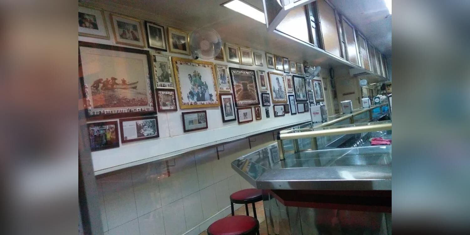 El Pimpi Florida, bar