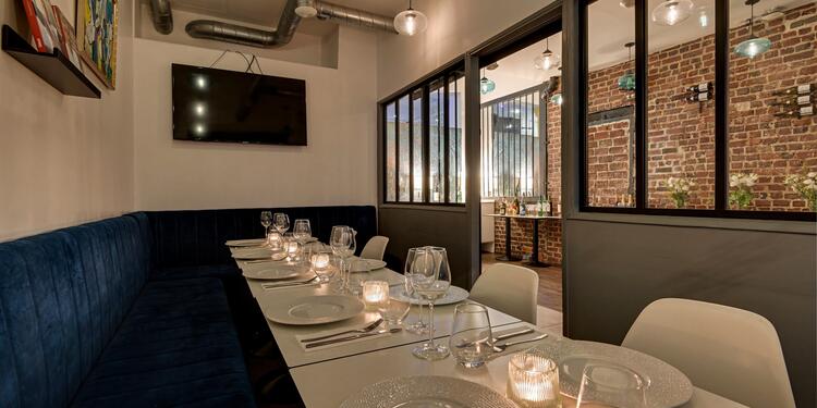 Loomi (verre et soirée), bar