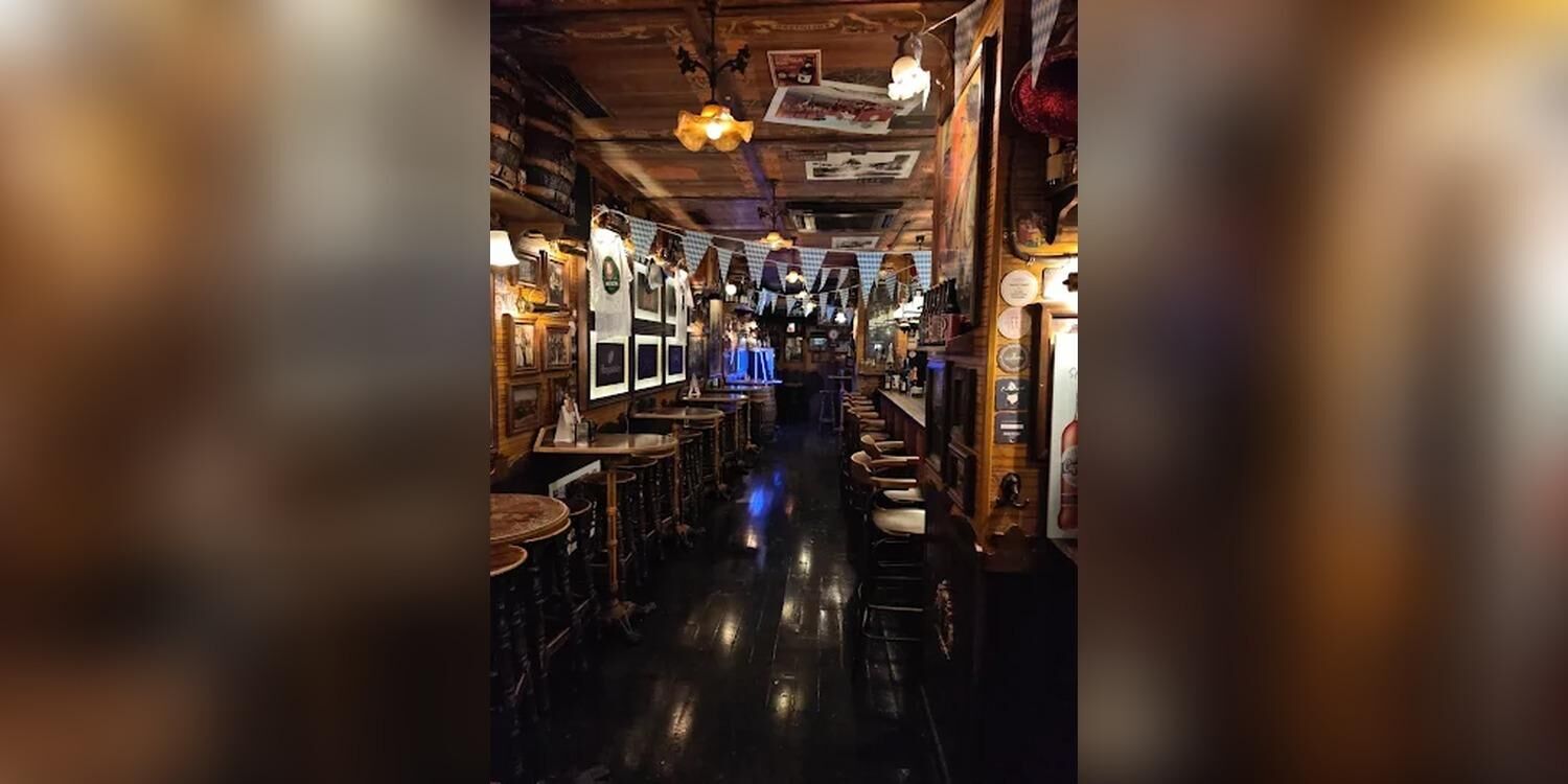 Bar Cervecería Amsterdam Café, bar