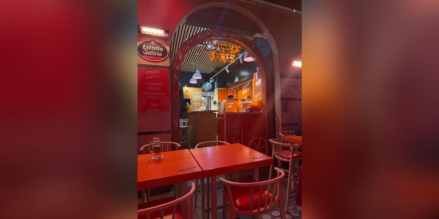 Carbone Spritz Bar, bar