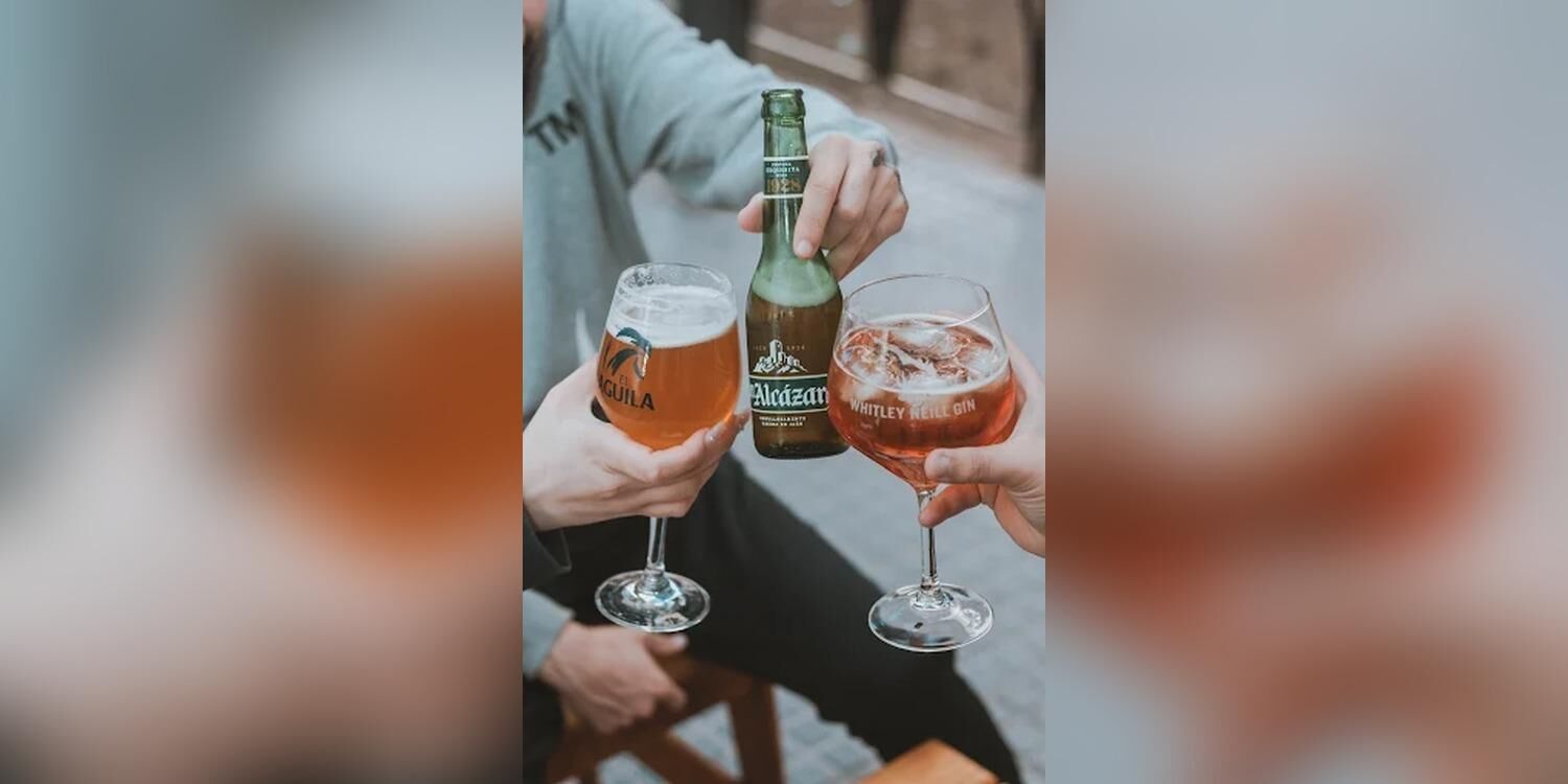 Pub Babilonia by Saqqara, bar