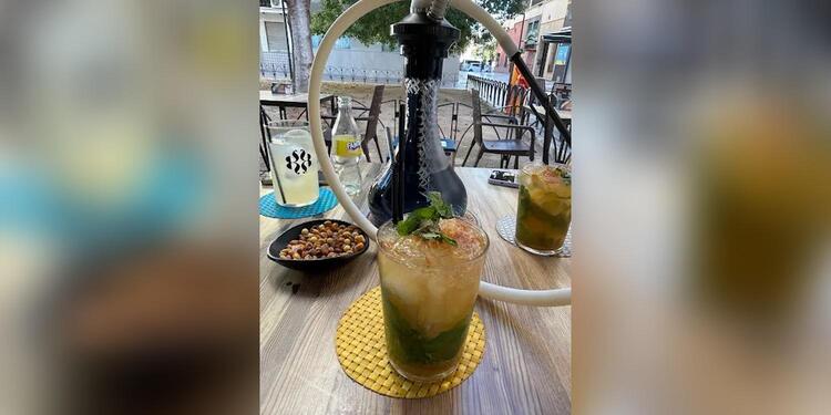 Pub Babilonia by Saqqara, bar