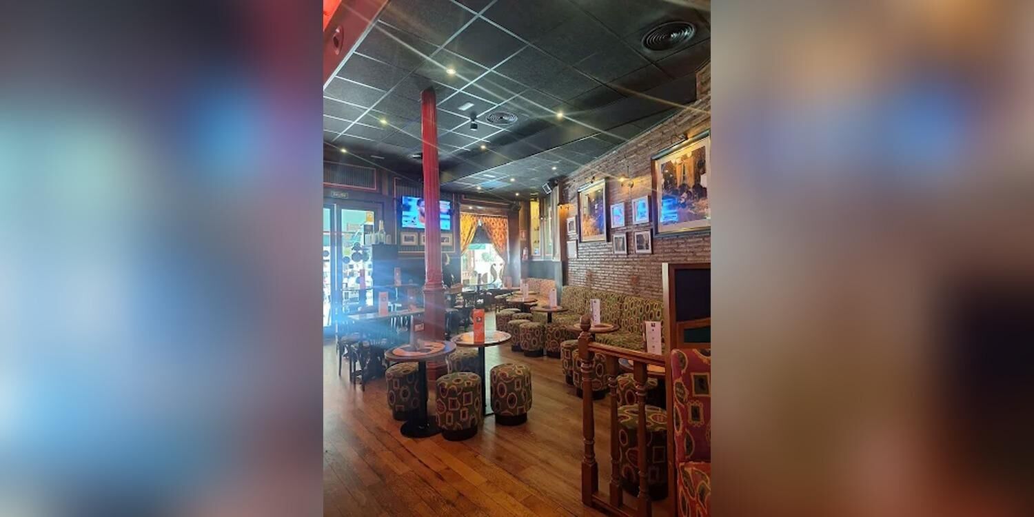 Sherlock Holmes pub, bar