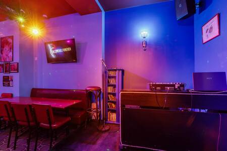 CHEZ MICHEL FOREVER (Privatisation), Bar Paris Grandes-Carrières #0