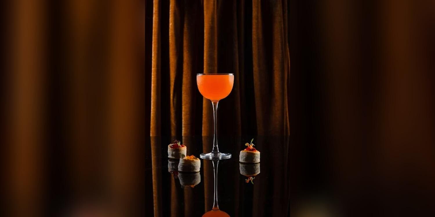 Renard Cocktail Club, bar