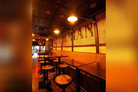 Bohemian Teatinos, Bar Málaga El Romeral #0