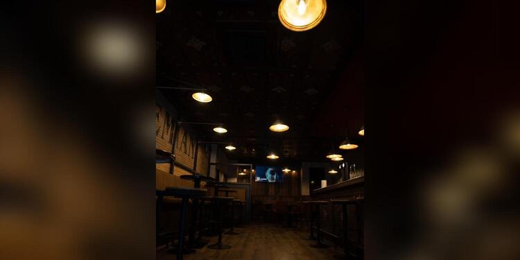 Bohemian Teatinos, bar