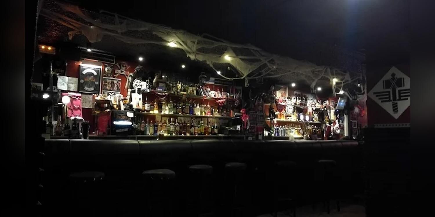 Infiernos Rock Sisters - Zaragoza, bar