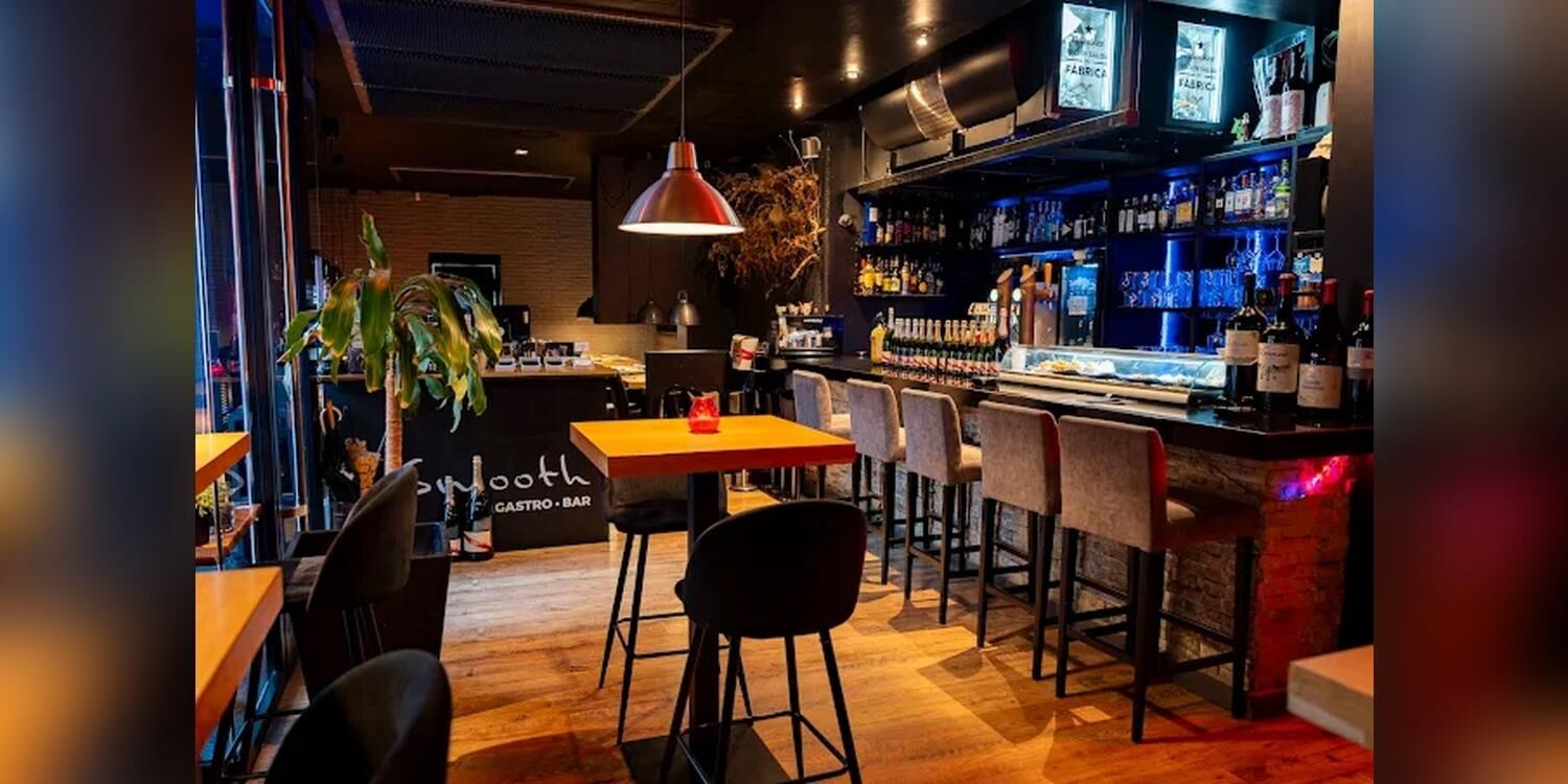 Smooth Gastro Bar, restaurant