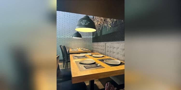 Smooth Gastro Bar, restaurant