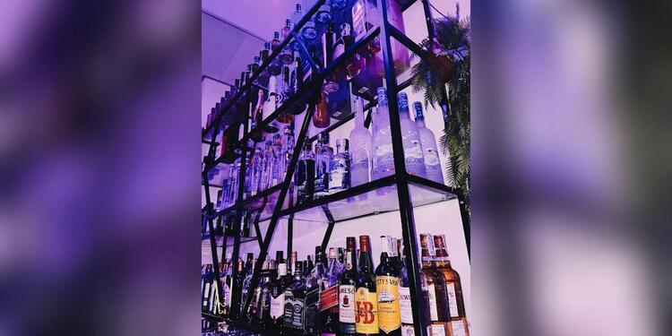 Maktub Café y Copas, bar