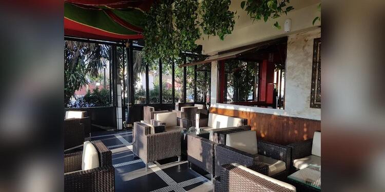 Bar Terraza Chile, bar