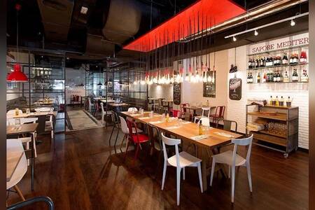 Ginos, Restaurante Sevilla Los Remedios #0