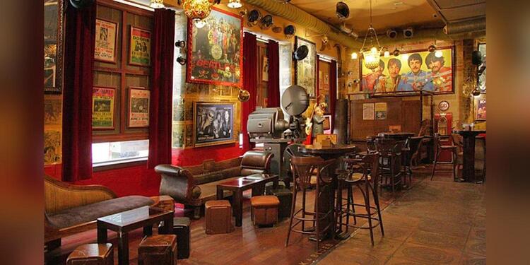 Rock & Blues Cafe, bar