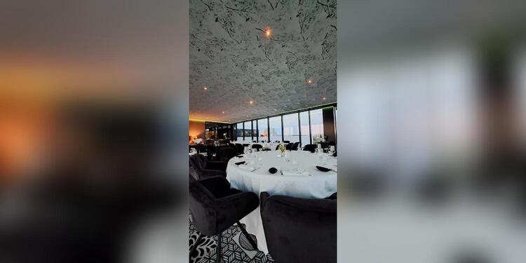 Aura Restaurante, restaurant