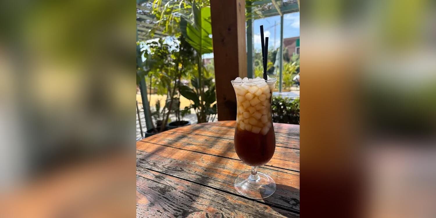 Muelle New York - Sevilla, bar