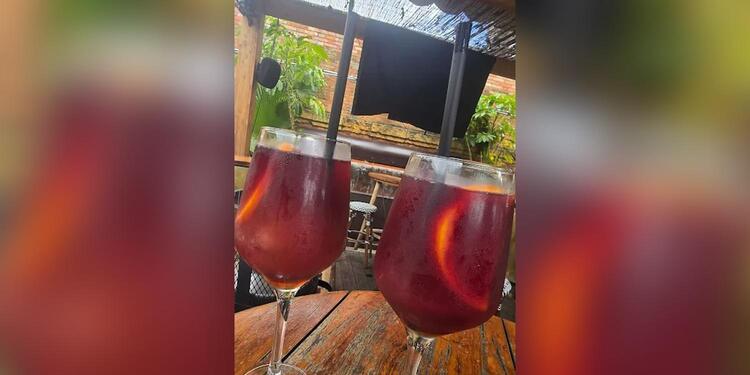 Muelle New York - Sevilla, bar