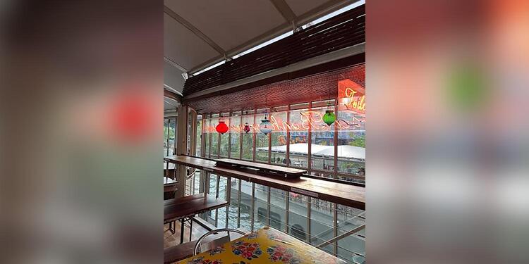 Rosa Bonheur à l'Ouest, bar