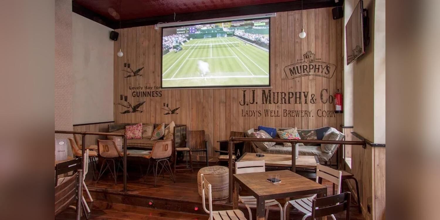 Saint Martins Urban Irish, bar