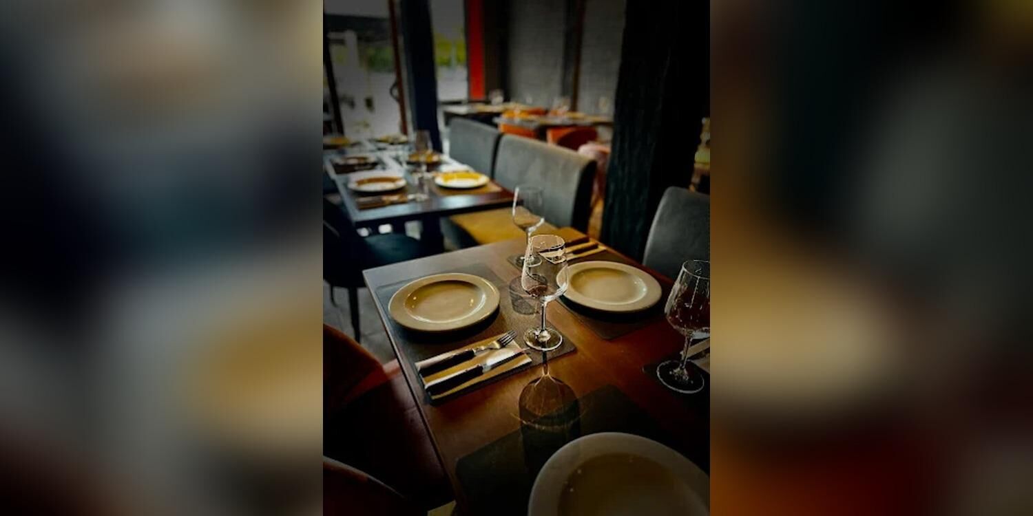 Número Uno Steakhouse, restaurant