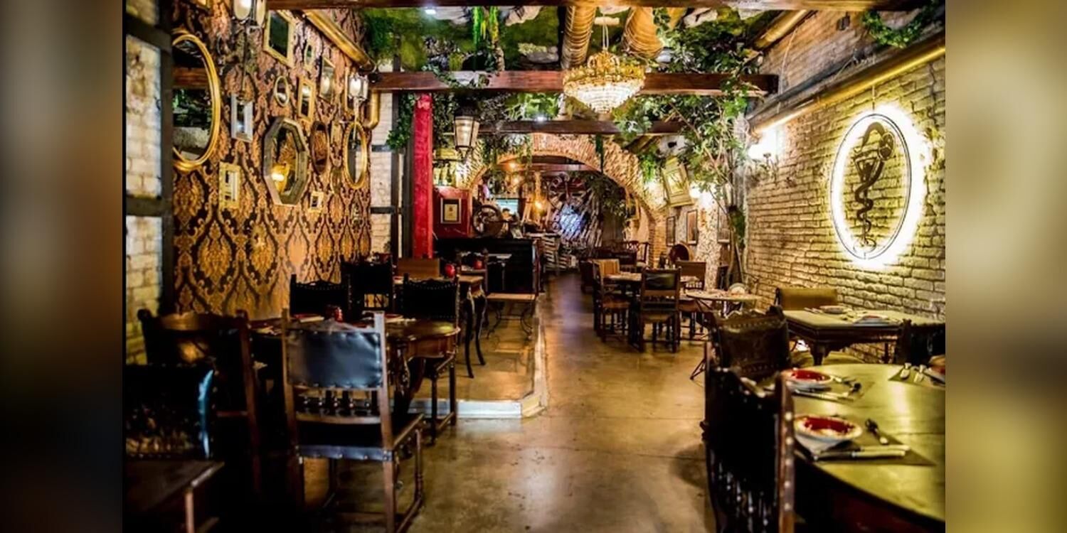 Apotheke, bar