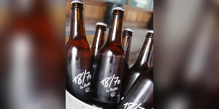 Paddy Flaherty Irish Tavern, bar