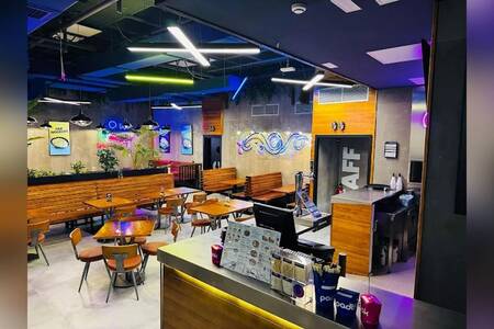 Padthaiwok CC Vallsur - Valladolid, Restaurante Valladolid Parque Alameda #0