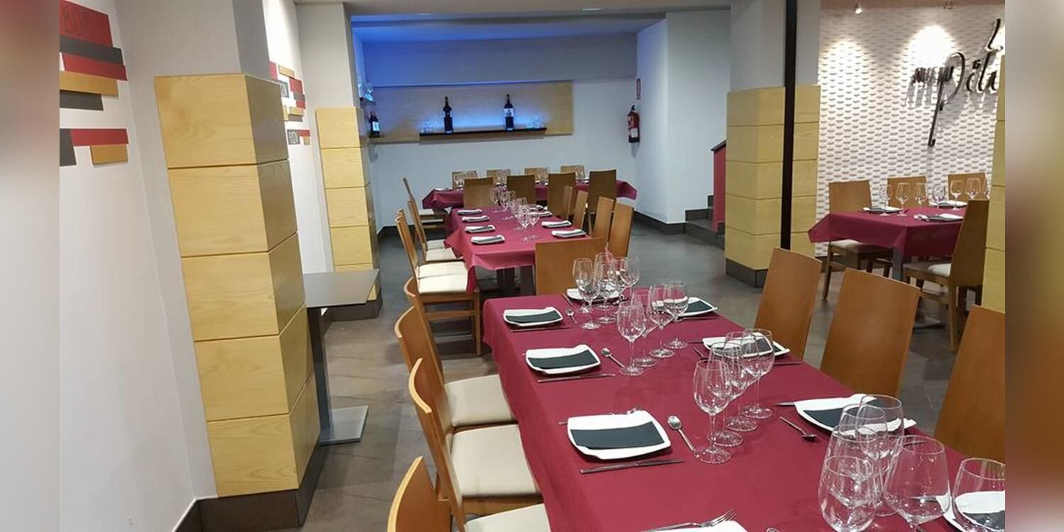 Cervecería-Restaurante Nuevo Pitufo, bar